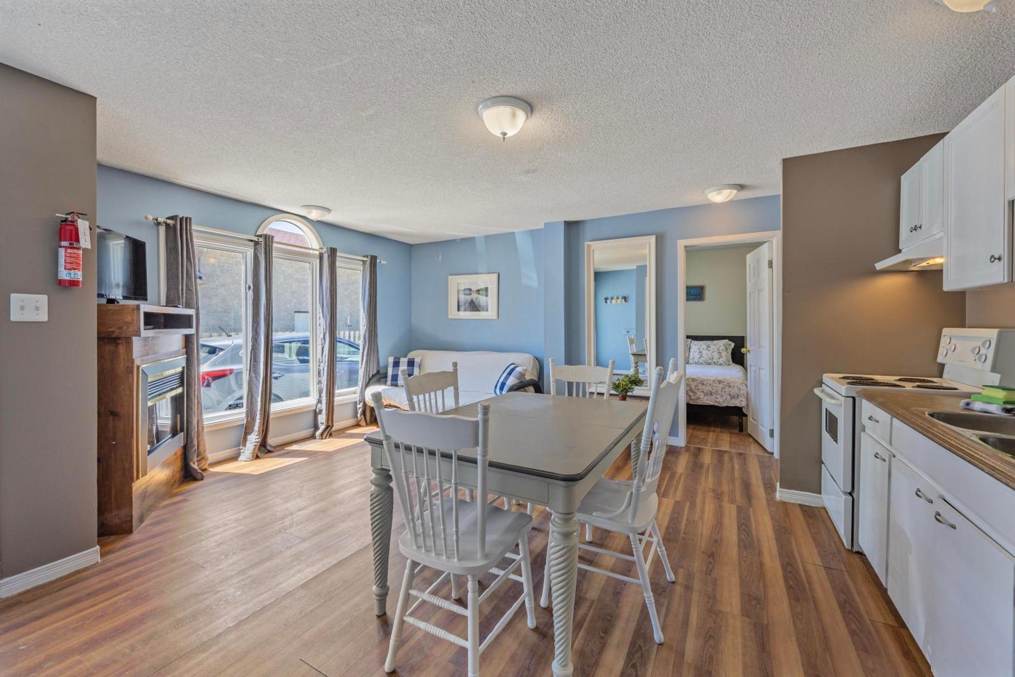 Riverfront Cottages Wasaga Beach Exterior photo