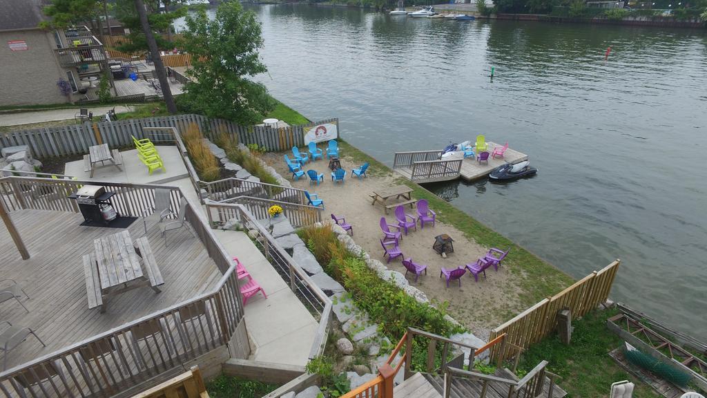 Riverfront Cottages Wasaga Beach Exterior photo